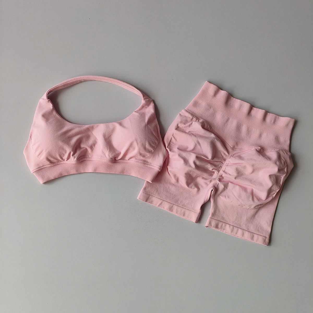 2 Pieces Yoga Suit for Women Seamless Fitness Gym Clothes Halter Sports Bra Matching Impact Shorts Workout Sets Gym Outfit