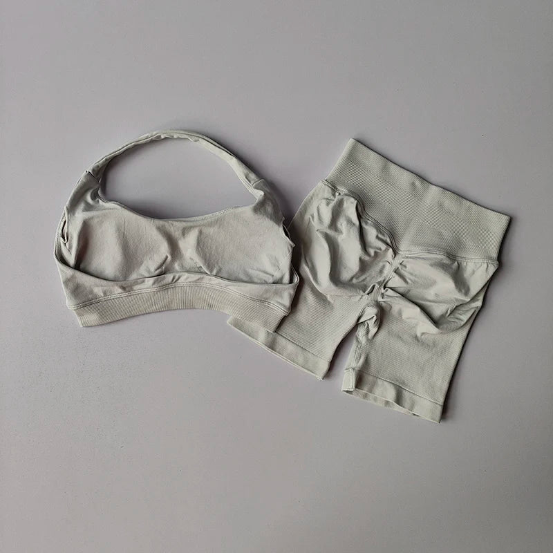 Halter Neck Yoga Set – High-Waist Sports Bra & Shorts Fitness Outfit