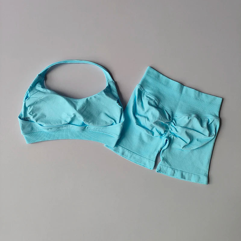 Halter Neck Yoga Set – High-Waist Sports Bra & Shorts Fitness Outfit